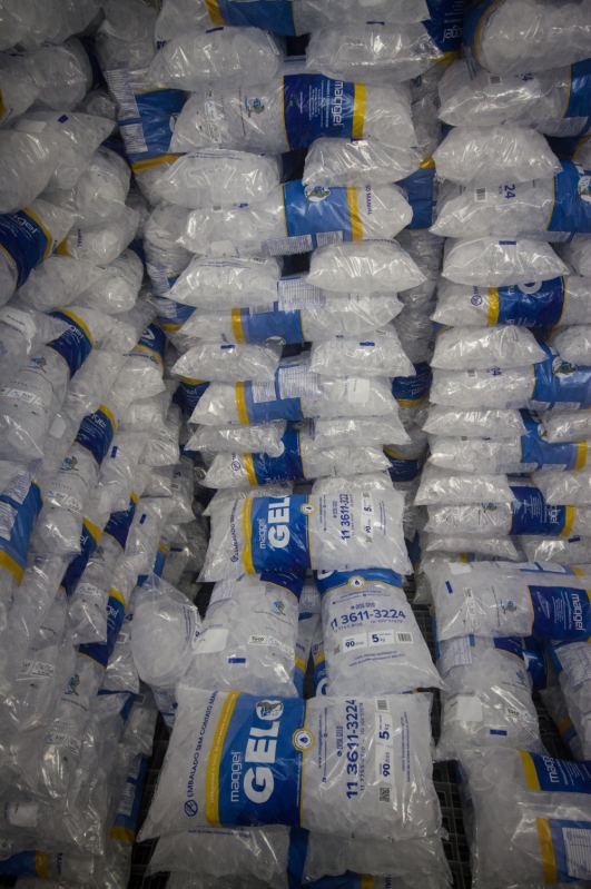 Distribuidora de Gelo Atacado Preço Jundiaí - Distribuidor de Gelo de Coco para Coquetelaria Distribuidora de Gelo Atacado Preço Jundiaí - Distribuidor de Gelo de Coco para Coquetelaria