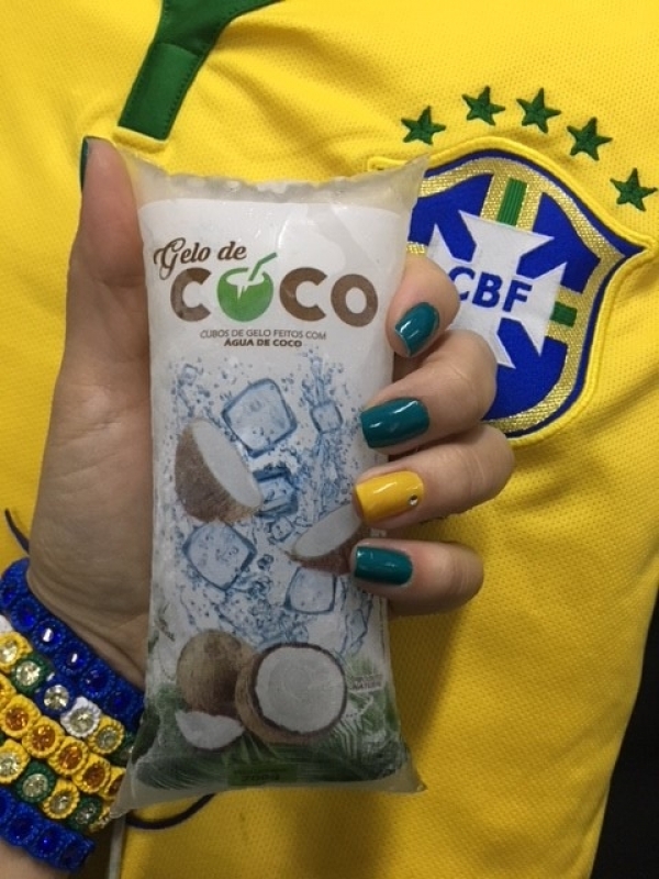 Gelo de Coco Tubão Vila Ré - Gelo de Agua de Coco para Whisky