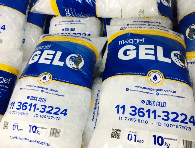 Saco com Gelo 2,5kg Sé - Saco de Gelo em Cubo Saco com Gelo 2,5kg Sé - Saco de Gelo em Cubo